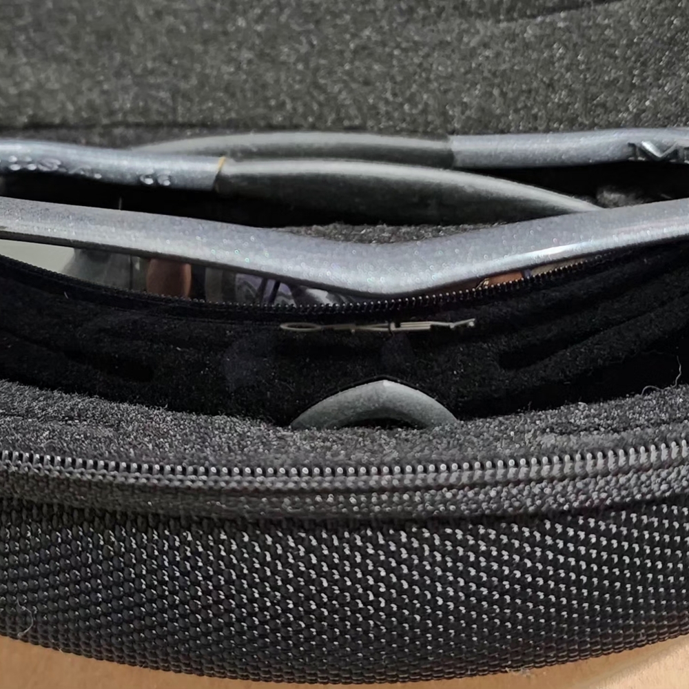 OAKLEY, Black MFrames - Picture 8 of 8